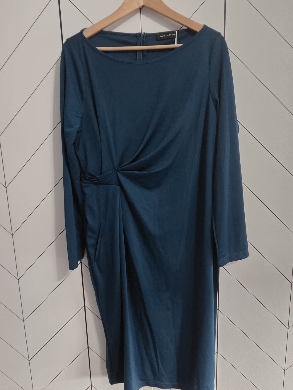 NWT Tendency Long Sleeve Teal Dress with Gathered Side Pleat Accent, Size XL
